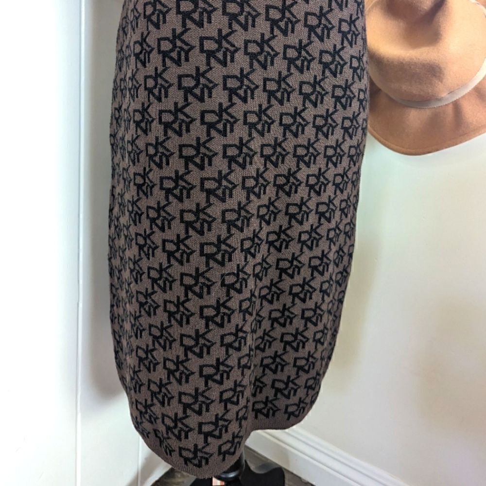 DKNY Logo Sweater Dress S Whimsigoth Preppy Feminine Transitional Cozy Capsule - Picture 3 of 9